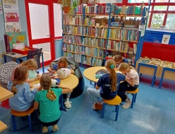 Utrinki z Noči knjige 2025